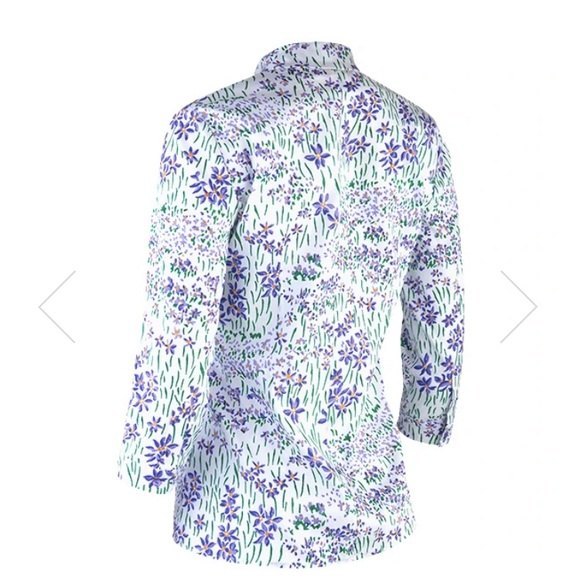 LEGGIADRO Button Front Inverted Notch Collar Blouse in Wild Iris Meadow - Picture 3 of 9